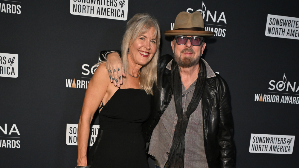 L-R: Andrea Czapary Martin with Dave Stewart ©Getty Images for Songwriters of North America